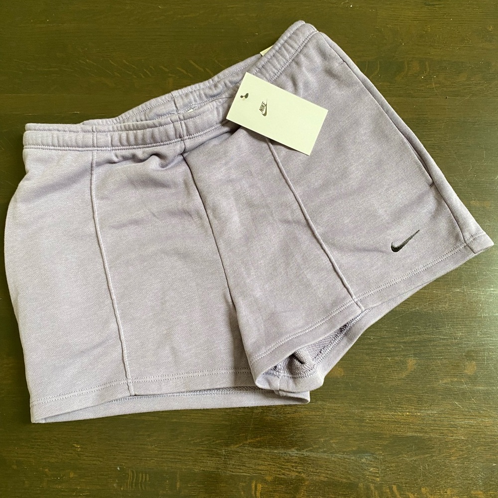 Nike lavender Athletic Shorts high rise slim fit 2 inch length